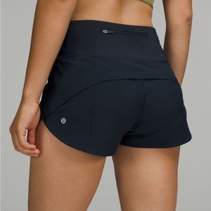 Lululemon hotty hot low rise lined shorts size 6